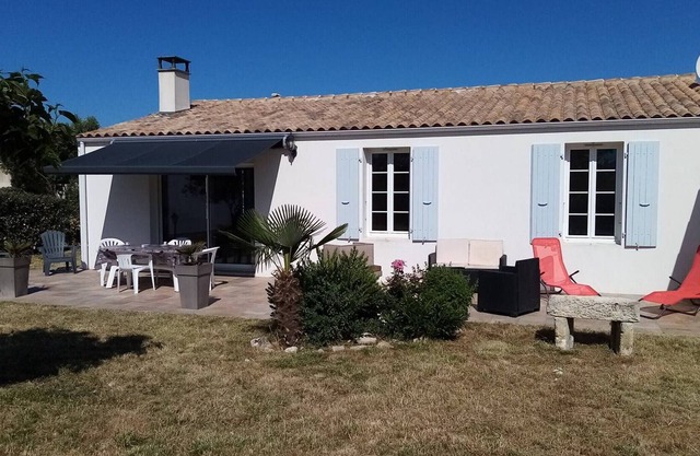 Villa Saint-Denis-d'Oléron, 3 bedrooms, 10 persons