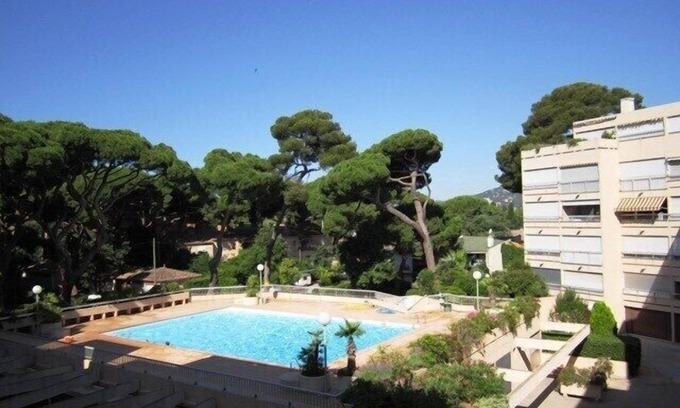 Toulon - Hyeres Apartment | 1-bedroom apartment for 4 people in a residence with a pool - Hyères Port
