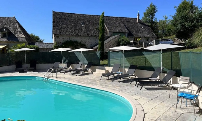 Saint Martial Entraygues House | 100 m² House ∙ 2 bedrooms ∙ 4 guests