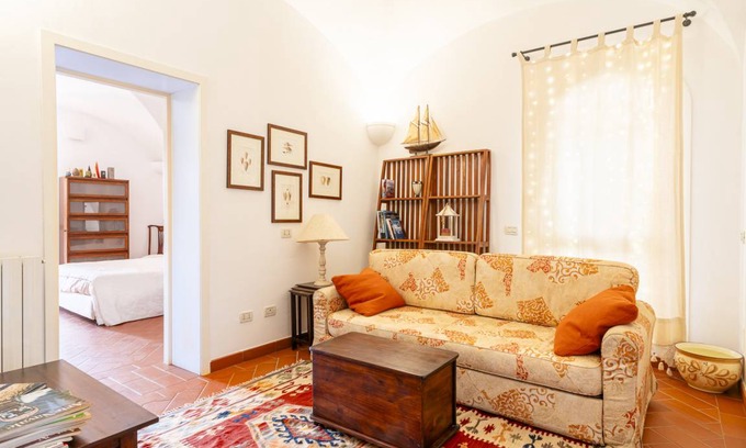 Livorno Apartment | 100 m² Apartment ∙ 1 bedroom ∙ 2 guests