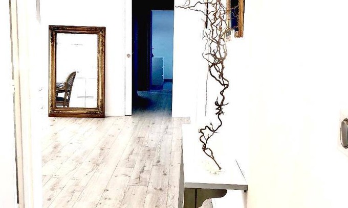 Le Bouscat Apartment | 100 m² Apartment ∙ 2 bedrooms ∙ 6 guests