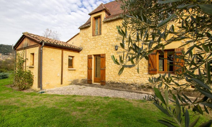 La Roque-Gageac House | 100 m² Gîte ∙ 2 bedrooms ∙ 4 guests