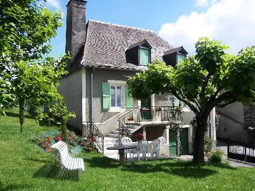 Allassac House | 100 m² House ∙ 2 bedrooms ∙ 4 guests