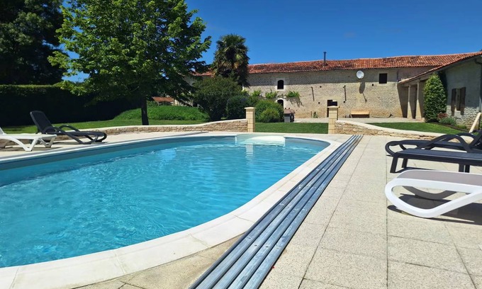 Mons House | 100 m² House ∙ 2 bedrooms ∙ 4 guests