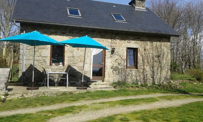 Serandon House | 100 m² House ∙ 3 bedrooms ∙ 5 guests