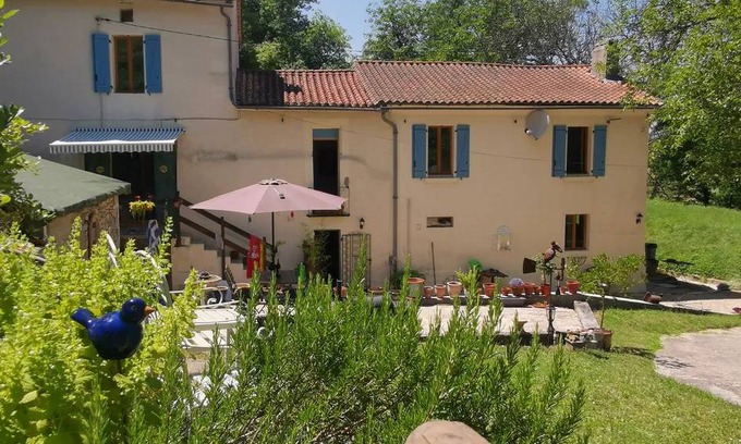 Saint-Aulaye-Puymangou House | 100 m² House ∙ 3 bedrooms ∙ 5 guests