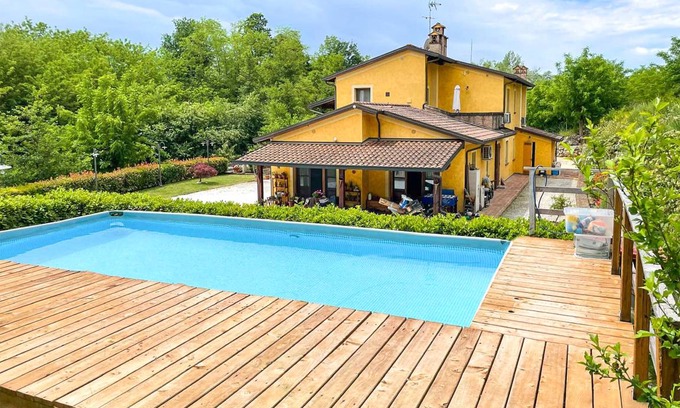 Santa Maria a Monte Apartment | 100 m² Apartment ∙ 2 bedrooms ∙ 6 guests
