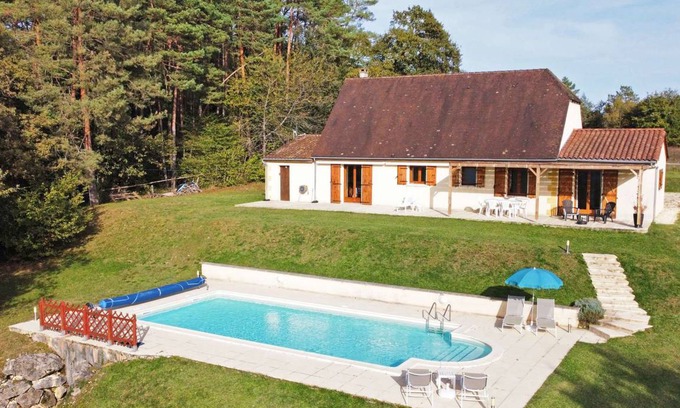 Tursac House | 105 m² House ∙ 4 bedrooms ∙ 6 guests