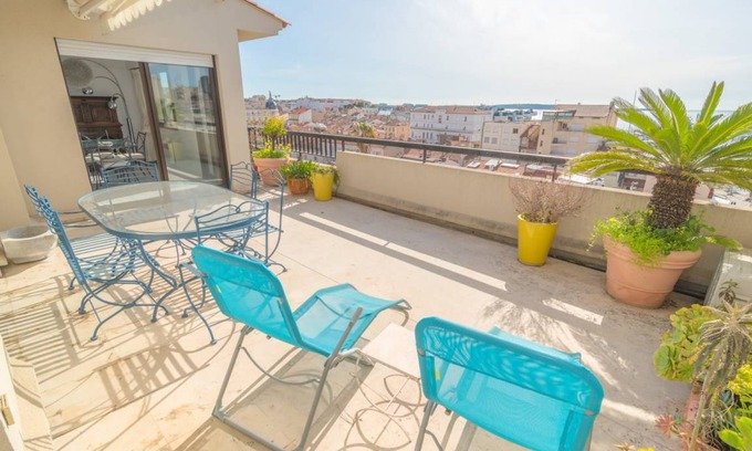 Cannes City Centre Apartment | 110 m² Apartment ∙ 3 bedrooms ∙ 6 guests