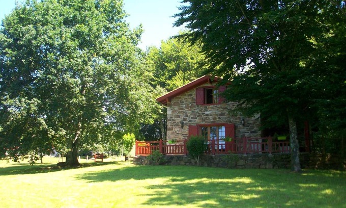 Osses House | 110 m² Gîte ∙ 2 bedrooms ∙ 5 guests