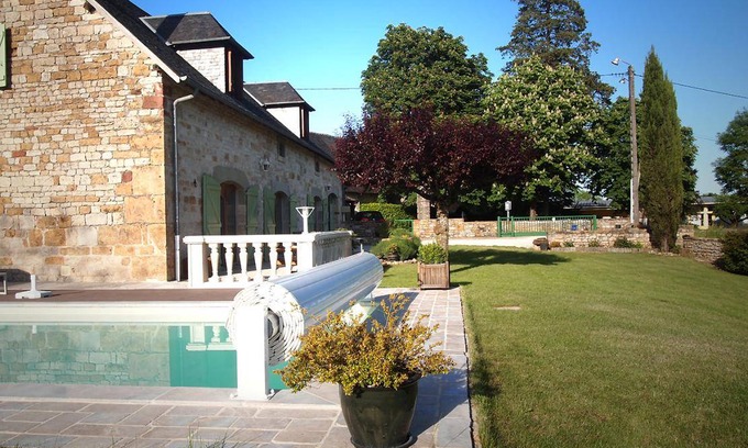 Saillac House | 110 m² Gîte ∙ 3 bedrooms ∙ 6 guests