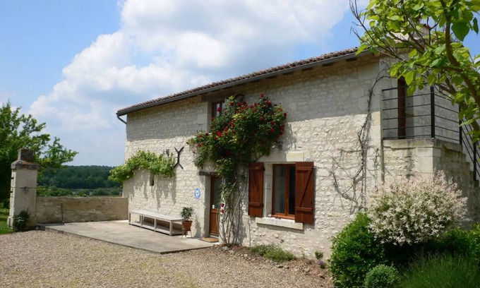 Moussais-la-Bataille House | 112 m² House ∙ 2 bedrooms ∙ 5 guests