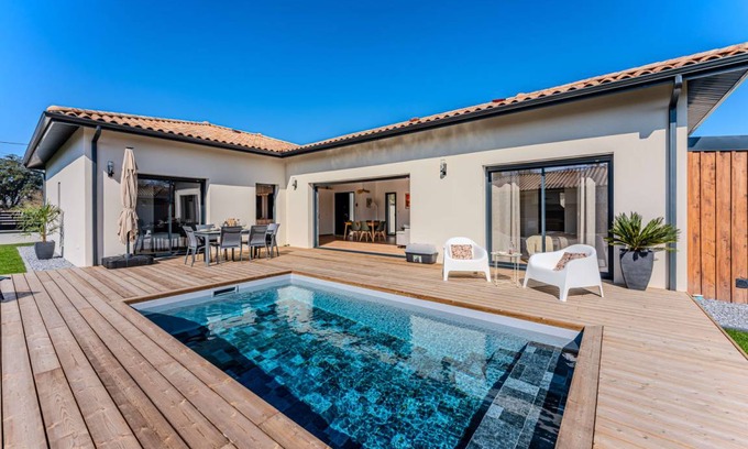 Biganos Villa | 112 m² Villa ∙ 3 bedrooms ∙ 6 guests