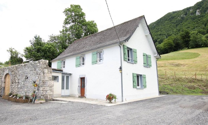 Lourdios-Ichere House | 113 m² Gîte ∙ 3 bedrooms ∙ 6 guests