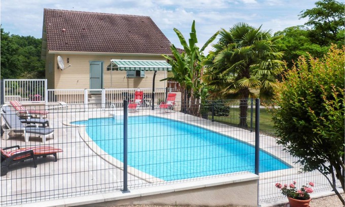 Sceau-Saint-Angel House | 115 m² House ∙ 3 bedrooms ∙ 6 guests
