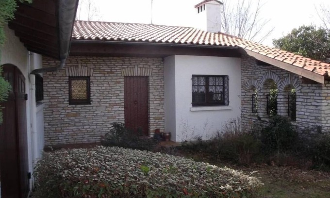 Ares House | 115m2 house with large garden near the beach St Brice