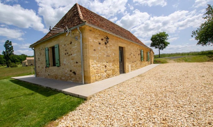 Montferrand-du-Perigord House | 120 m² Gîte ∙ 2 bedrooms ∙ 4 guests