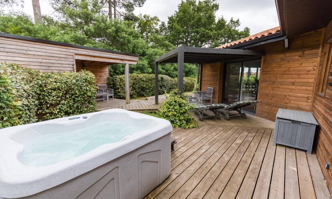 Biscarrosse House | 120 m² Gîte ∙ 2 bedrooms ∙ 4 guests