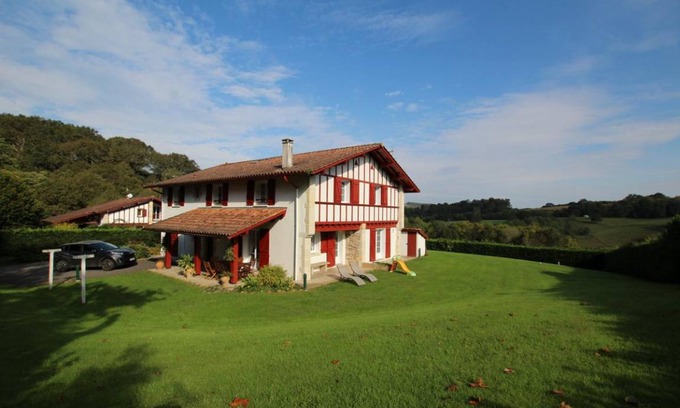 Sare House | 120 m² Gîte ∙ 3 bedrooms ∙ 8 guests