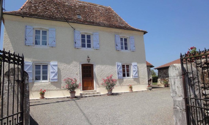 Viellesegure House | 120 m² Gîte ∙ 3 bedrooms ∙ 6 guests