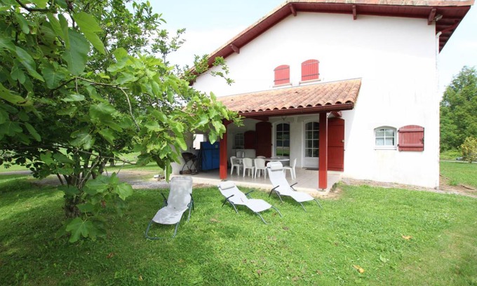 Urcuit House | 120 m² Gîte ∙ 4 bedrooms ∙ 10 guests