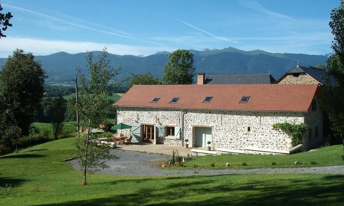 Ogeu-Les-Bains House | 120 m² Gîte ∙ 3 bedrooms ∙ 5 guests