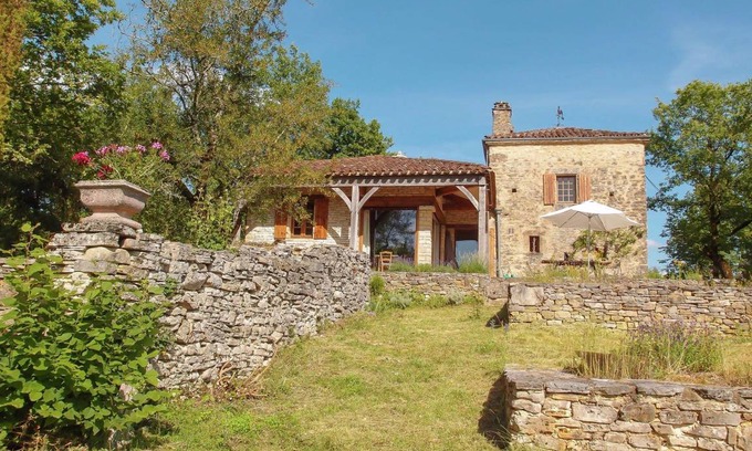 Bouzic House | 120 m² House ∙ 2 bedrooms ∙ 6 guests