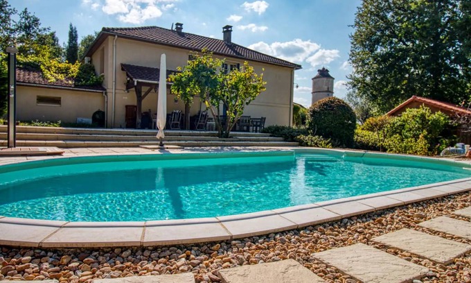 Sainte-Alvere House | 120 m² House ∙ 4 bedrooms ∙ 8 guests