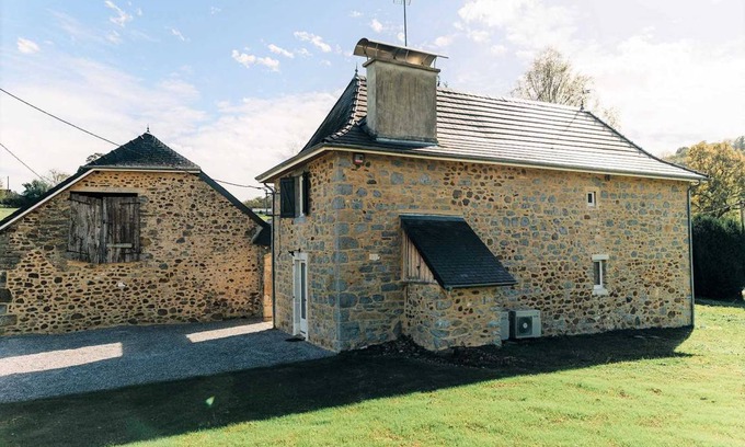 Lasseubetat House | 130 m² Gîte ∙ 4 bedrooms ∙ 7 guests