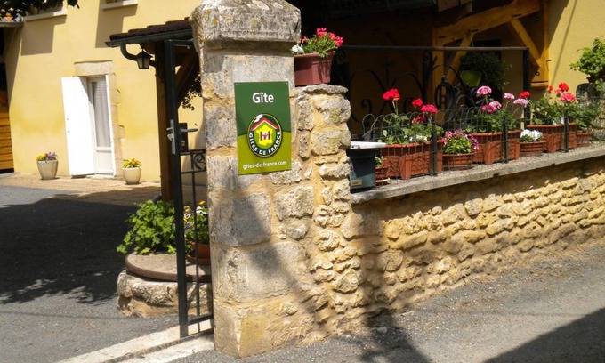 Montignac House | 130 m² Gîte ∙ 4 bedrooms ∙ 7 guests