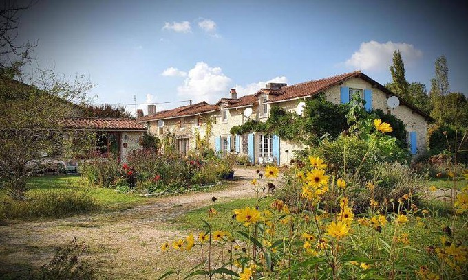 Les Essards House | 130 m² House ∙ 3 bedrooms ∙ 6 guests
