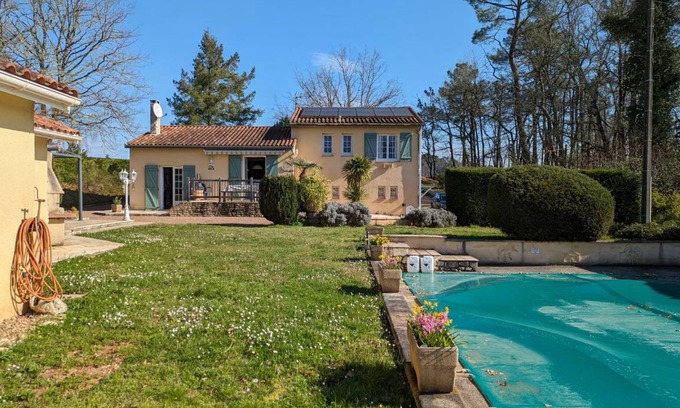 Fumel House | 130 m² House ∙ 4 bedrooms ∙ 8 guests