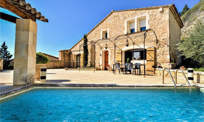 Boulbon House | 133 m² House ∙ 4 bedrooms ∙ 8 guests