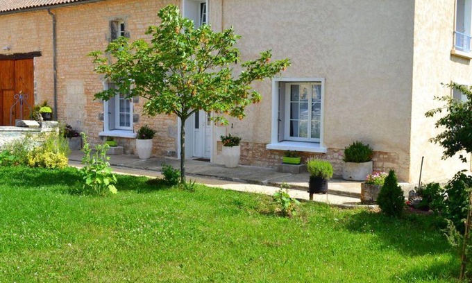 Saint-Angeau Cottage | 135 m² Cabin ∙ 3 bedrooms ∙ 6 guests
