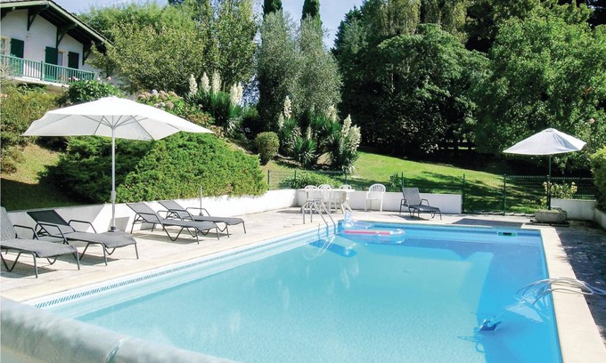 Ustaritz House | 135 m² House ∙ 3 bedrooms ∙ 7 guests