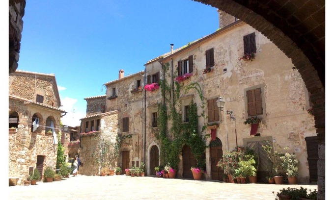 Montemerano Apartment | 140 m² Apartment ∙ 2 bedrooms ∙ 6 guests