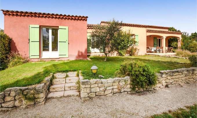 Mazan House | 140 m² House ∙ 5 bedrooms ∙ 7 guests
