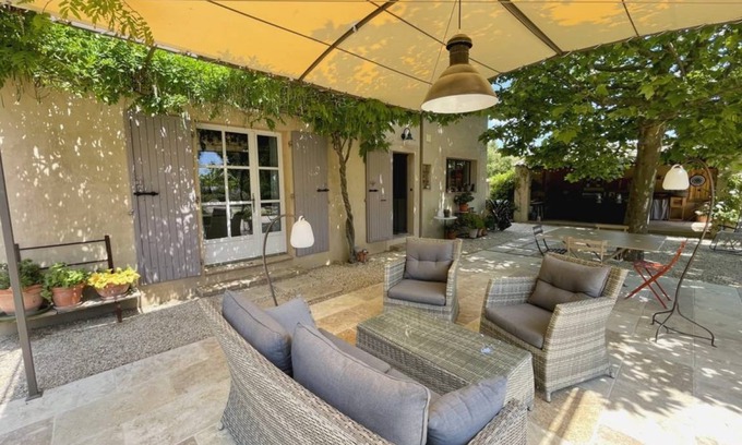 Rognes Villa | 140 m² Villa ∙ 3 bedrooms ∙ 6 guests