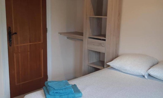 Saint-Xandre Bed & Breakfast | 15 m² Bed and breakfast ∙ 3 guests