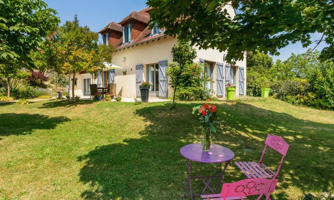 Saint-Cybranet House | 150 m² House ∙ 3 bedrooms ∙ 6 guests
