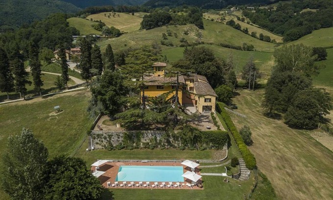 Gattaia Villa | 1500 m² Villa ∙ 10 bedrooms ∙ 30 guests