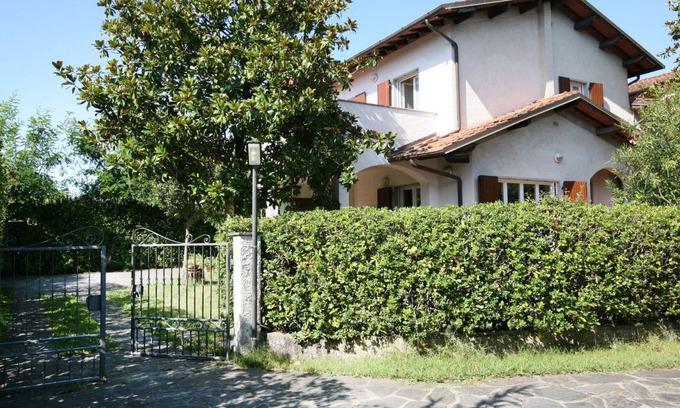 Forte dei Marmi Villa | 160 m² Villa ∙ 4 bedrooms ∙ 8 guests