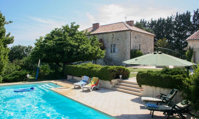 Saint Maurin House | 170 m² House ∙ 4 bedrooms ∙ 10 guests