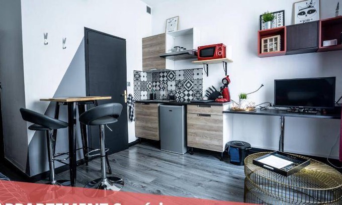 Poitiers Apartment | 18 m² Apartment ∙ 2 guests