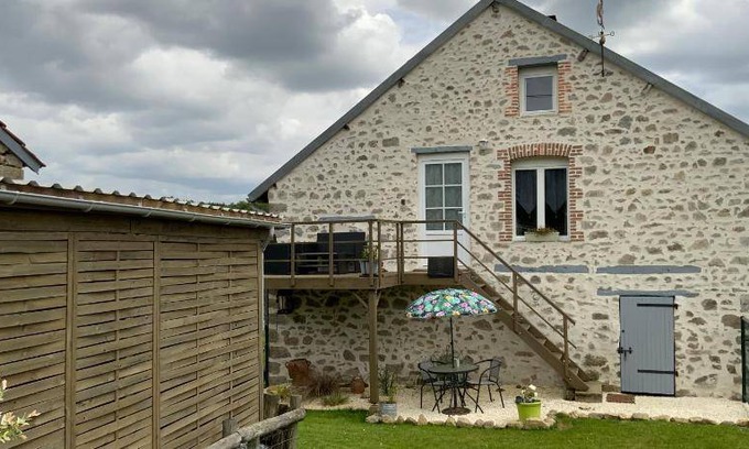 Monts et Vallees Ouest Creuse Bed & Breakfast | 18 m² Bed and breakfast ∙ 2 guests