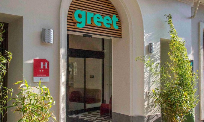 1st Arrondissement Hotel | 18 m² Hotel ∙ 127 guests