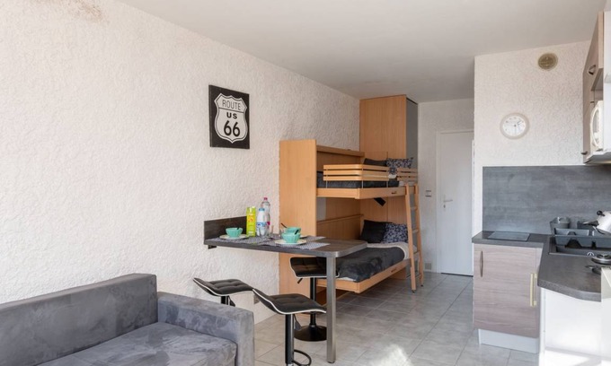 Mimizan-Plage House | 18 m² House ∙ 1 bedroom ∙ 2 guests