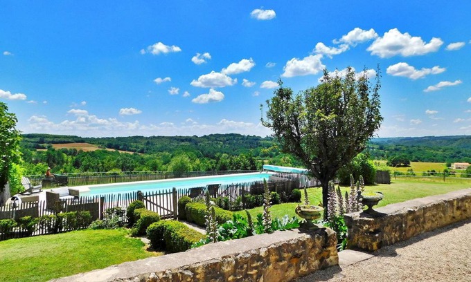 Bars House | 180 m² House ∙ 4 bedrooms ∙ 9 guests