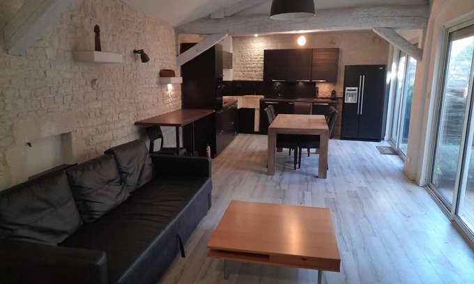 Croix Chapeau House | 180 m² House ∙ 5 bedrooms ∙ 16 guests
