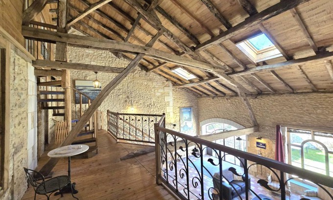 Champagnac-de-Belair House | 184 m² Gîte ∙ 4 bedrooms ∙ 8 guests